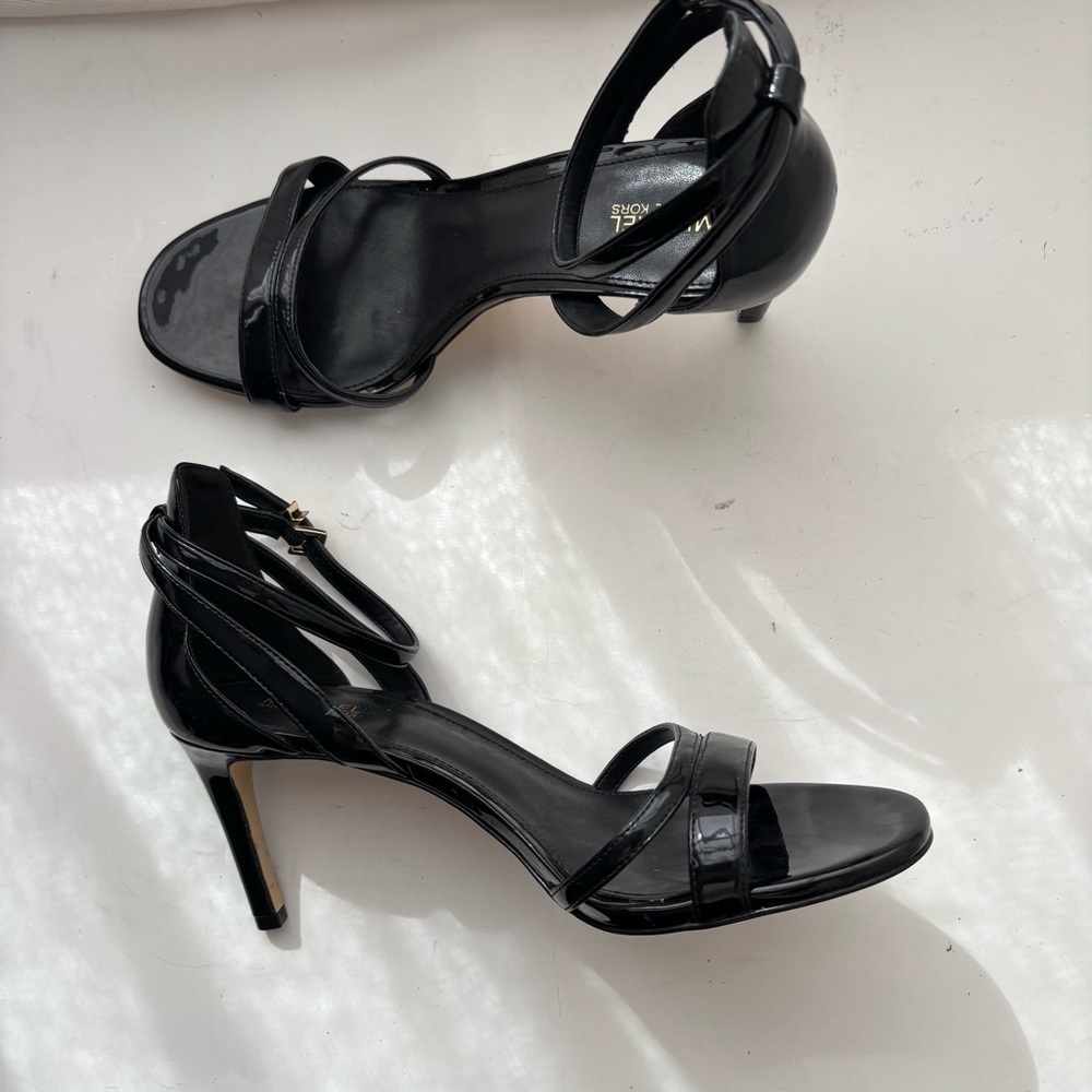 Micheal Kors‎ Kimberly Patent Leather Sandal Sz 8.5M - Picture 4 of 8